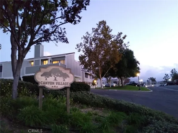 27120 Crossglade Ave Unit 6, Santa Clarita, CA 91351