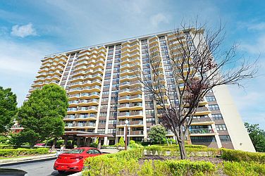 Bay Terrace Queens Real Estate Apartments For Sale Streeteasy