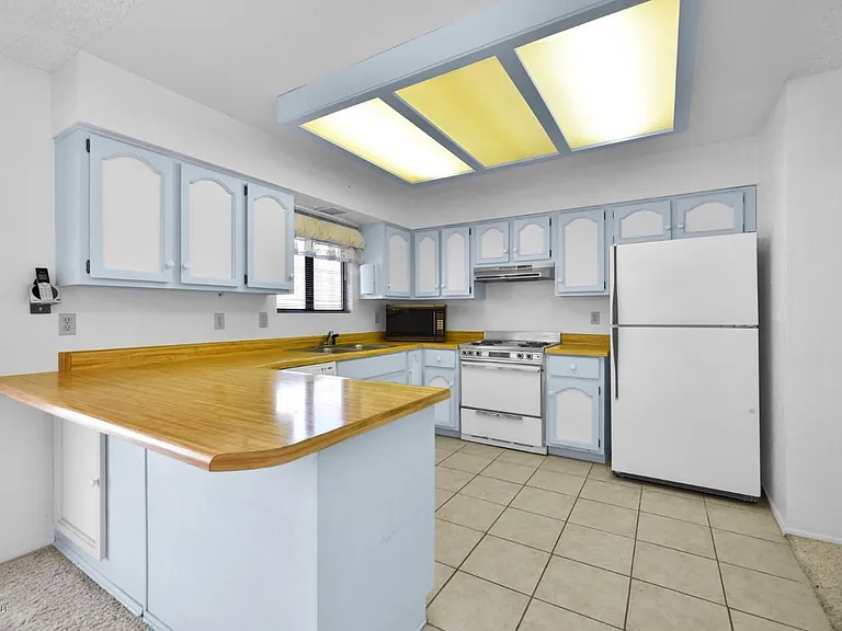 1602 Luna Ct — Photo 44