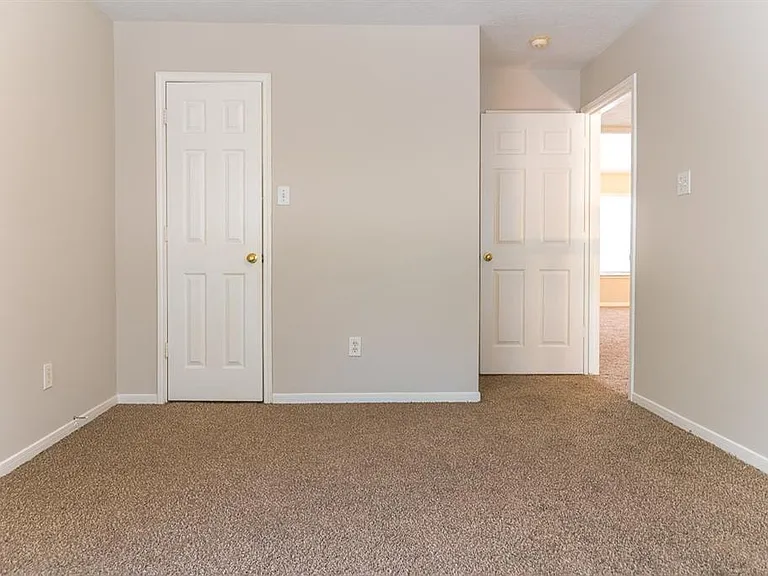 15411 Seminole Canyon Dr — Photo 32