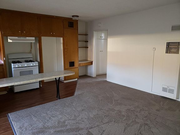 4th image of 506 E Palm Ave APT O