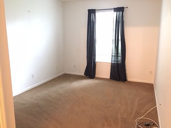 4th image of 6214 Stevenson Dr Unit 105