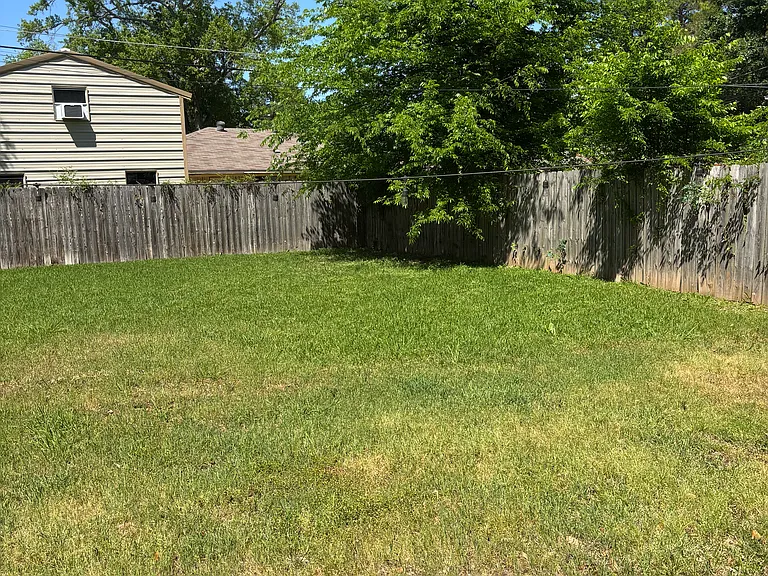 214 Peyton Colquitt Pl — Photo 12