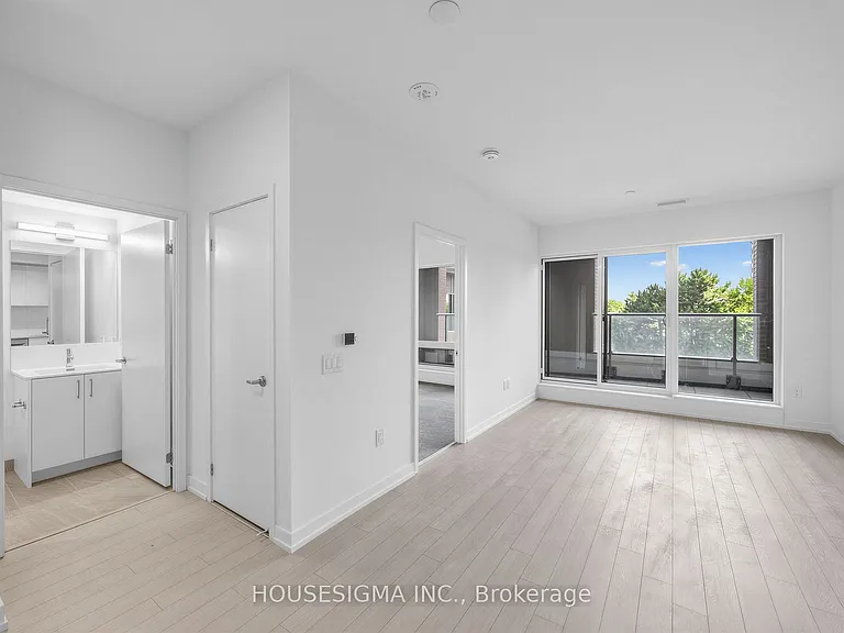 4010 Eglinton Ave W #407 — Photo 11
