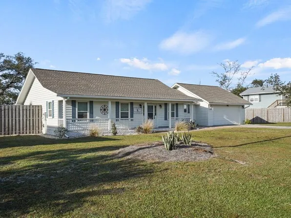 229 Balboa St, Port Saint Joe, FL 32456