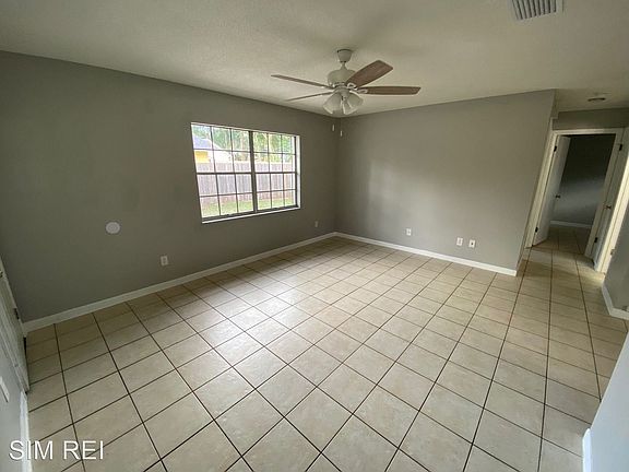 2nd image of 260-262 S Simpson St #260
