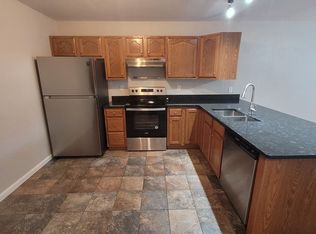 405 Shade Tree Ln, Farmington, MO 63640