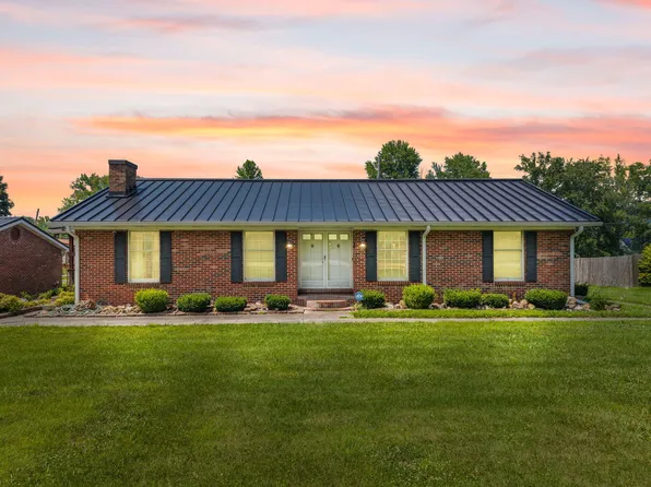 1178 E College Ave, Stanton, KY 40380
