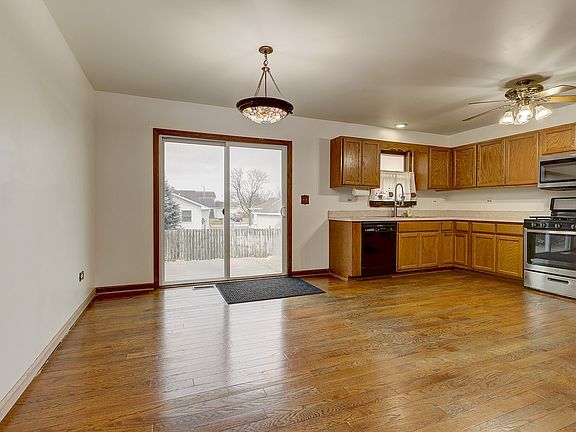 4th image of 2502 Joe Adler Dr