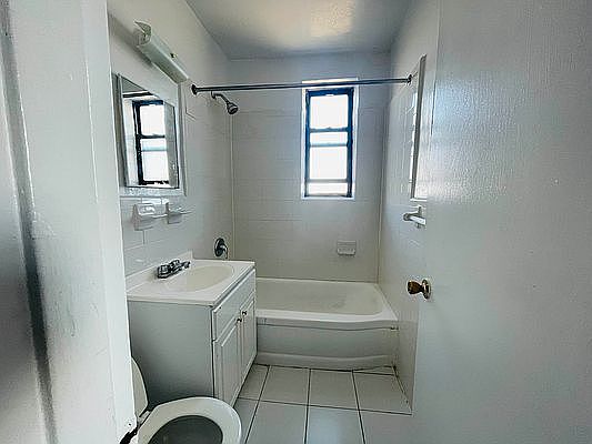 5th image of 2021 E 41st St APT 4g