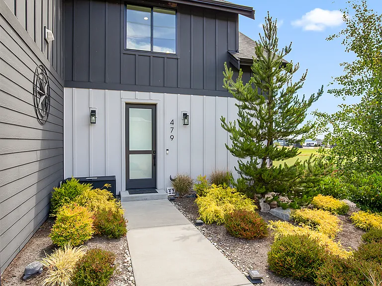 479 Lehman Dr — Photo 3