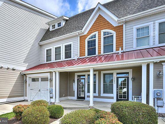2nd image of 35081 Zwaanendael Ave #22C