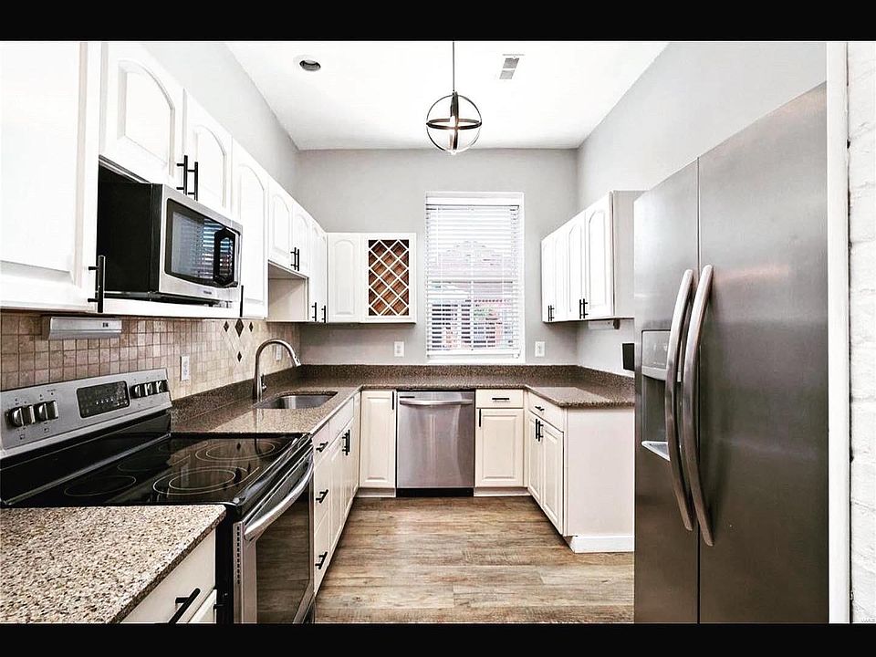 1st image of 1113 Allen Ave