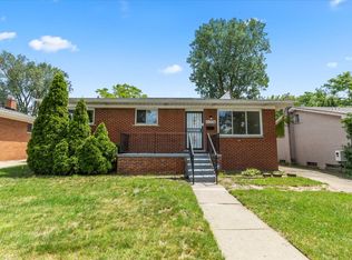 21374 Ithaca Ave, Ferndale, MI 48220