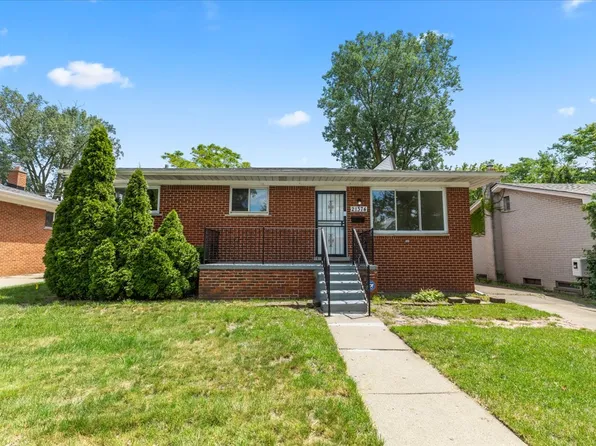 21374 Ithaca Ave, Ferndale, MI 48220