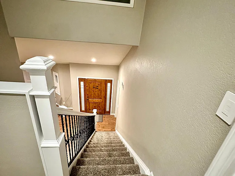 N Magnolia Ave — Photo 6