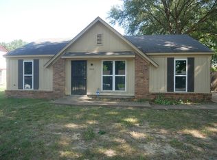 3410 Greenway Dr, Horn Lake, MS 38637