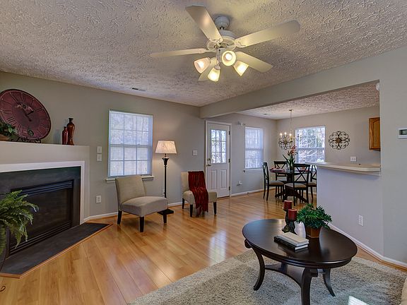 5th image of 2823 Bombay Dr