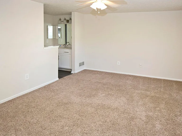 Park Club Townhomes — Photo 49