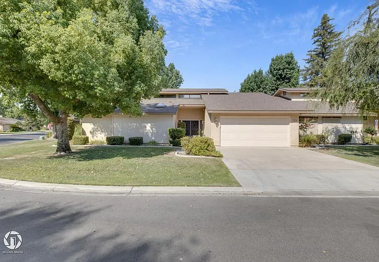 2300 El Portal Dr #49 — Photo 1
