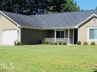 840 Lodgeview Dr, Bethlehem, GA 30620