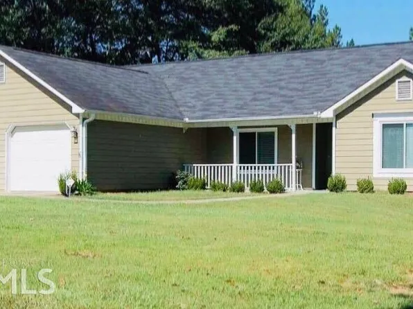 840 Lodgeview Dr, Bethlehem, GA 30620