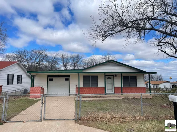 1005 Phil Ave, Copperas Cove, TX 76522