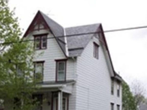 2nd image of 136 S Main St