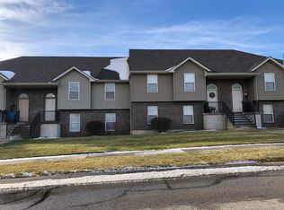 8641 N Mersington Ln, Kansas City, MO 64156