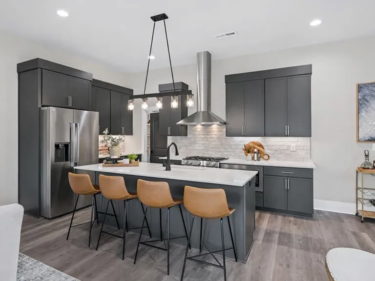 Noble Townhomes — Photo 2