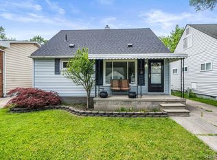 24257 Lauren Ave, Warren, MI 48089