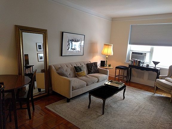 2nd image of 210 W 19th St APT 2C