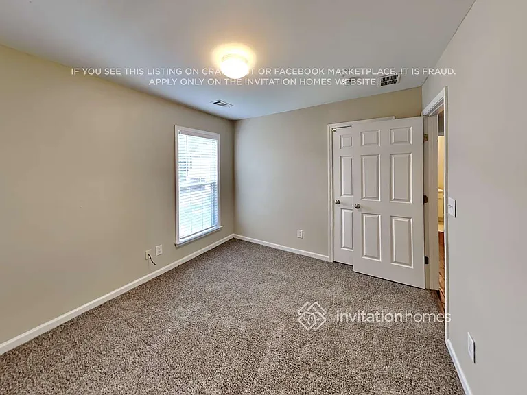 320 Balaban Cir — Photo 12