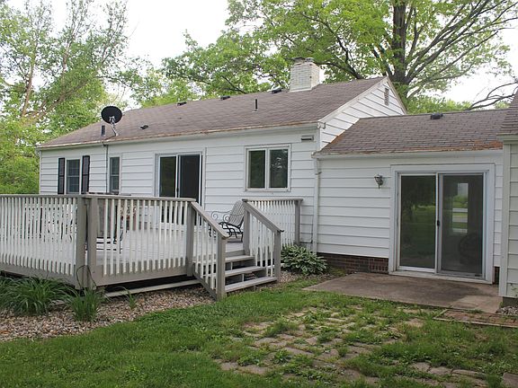 3rd image of 497 Atterbury Blvd