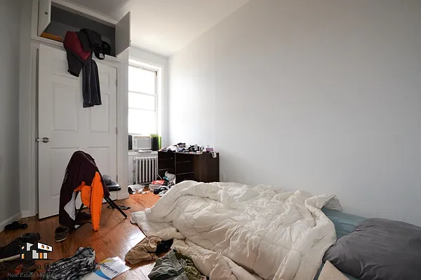 Rented by Bold New York | media 20