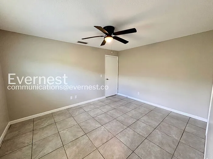 4708 Harwich St — Photo 13
