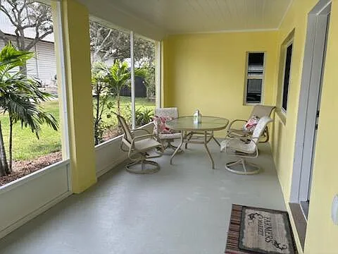 2 bed, 1.0 bath, 834 sqft, $2,500 — Photo 4