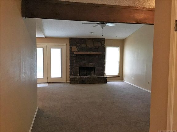 5th image of 1326 Woodbriar Ln