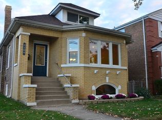 4109 Elm Ave, Brookfield, IL 60513