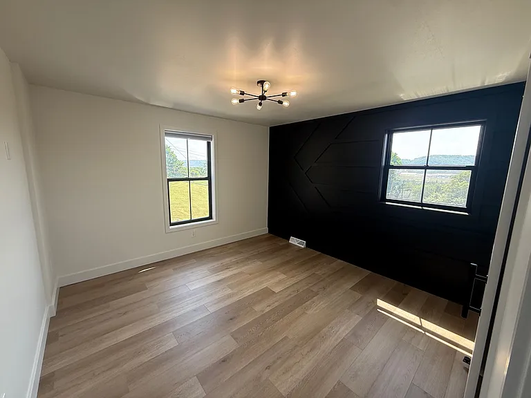 517 Harmony Rd — Photo 17