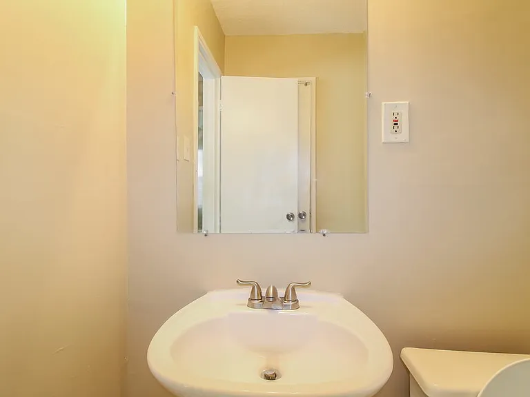 1751 Sea Isle Rd — Photo 12