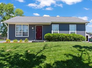 3708 Fir Tree Dr NE, Cedar Rapids, IA 52402