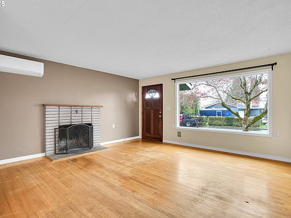 3rd image of 965 Cornell Ave