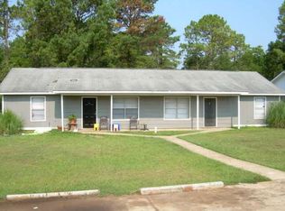 319 Carriage Ln, Albany, GA 31721