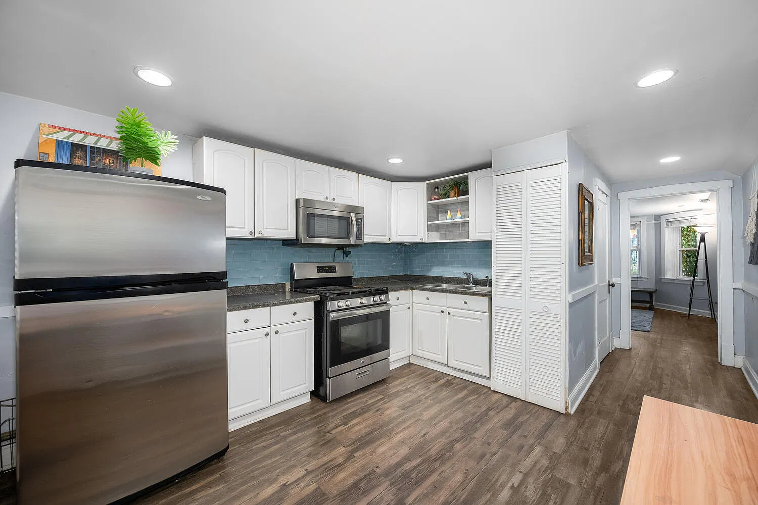 2 bed, 750 sqft, $1,675 — Photo 3