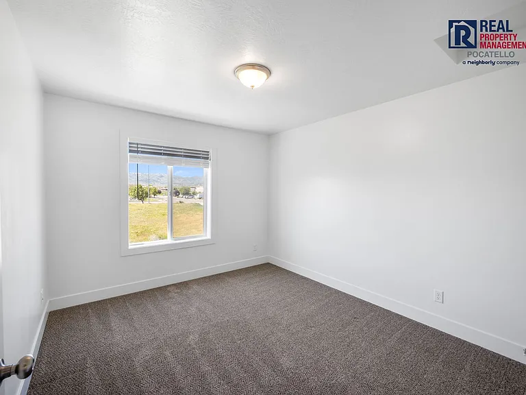 251 W Linden Ave #10 — Photo 12