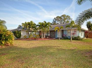 492 NW Sherbrooke Ave, Port Saint Lucie, FL 34983