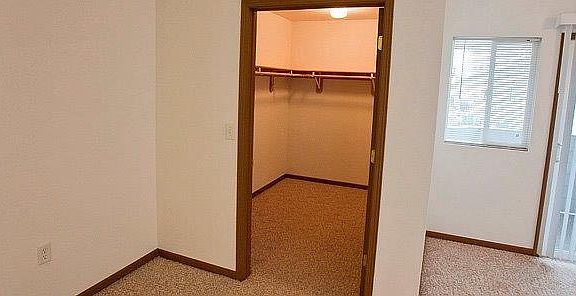 3rd image of 5528 35th St Unit 207