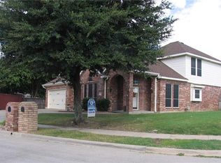 4501 Summerbrook Cir, Fort Worth, TX 76137