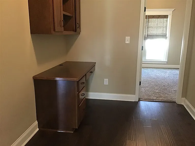 312 Loneoak Trl — Photo 16